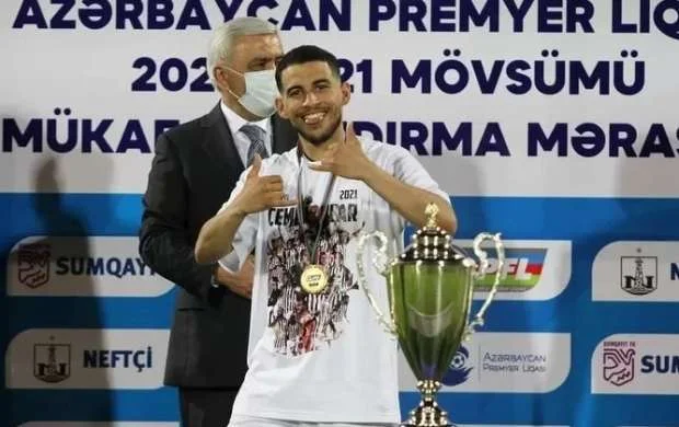 Buqrin "Neftçi"dən ayrılmaq istəyir? - ÖZÜ DEDİ 
