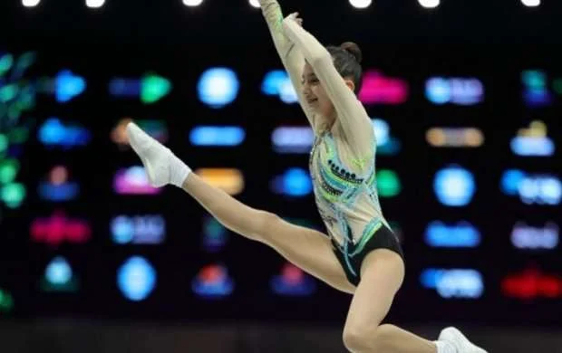 Gimnastımız bürünc medal qazandı - VİDEO 