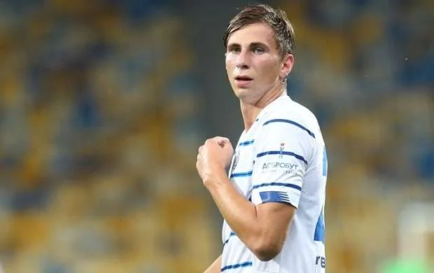 "Dinamo"nun futbolçusu "Çelsi"də 
