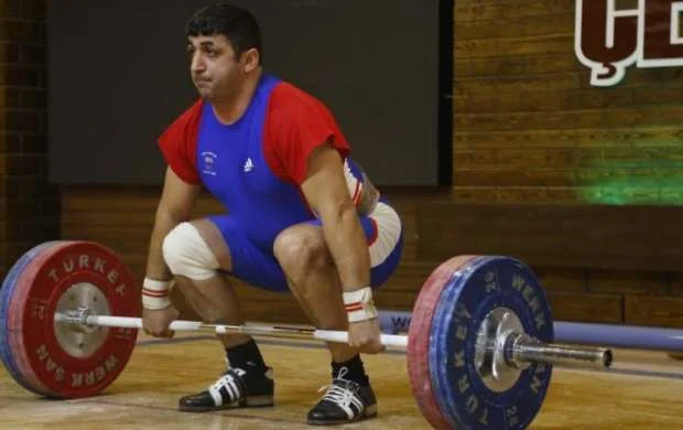 Ustad atletlərimiz dünya çempionatında uğurla çıxış etdi 