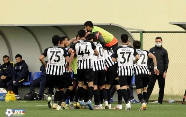 İllər sonra gələn çempionluq 