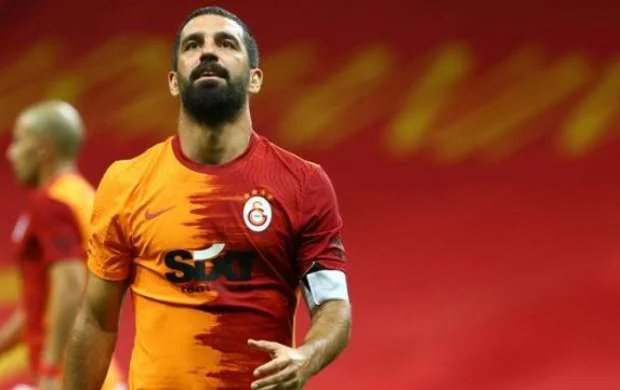Arda Turan "Qalatasaray"dan ayrılır - Yeni klubu... 