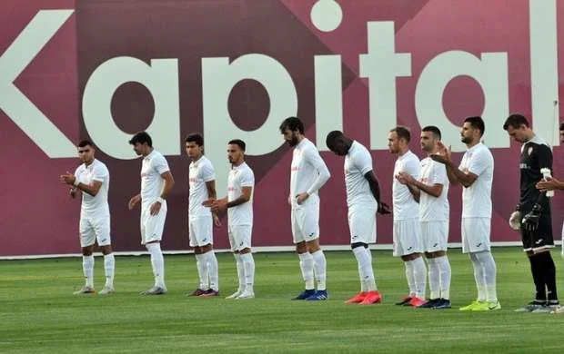 "Keşlə" 10 futbolçu ilə müqavilə yenilədi - SİYAHI 