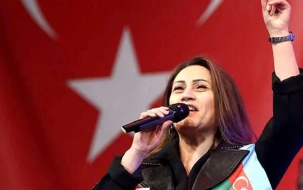 Azərbaycanlı müğənninin mahnısı Türkiyədə gündəm oldu - VİDEO 