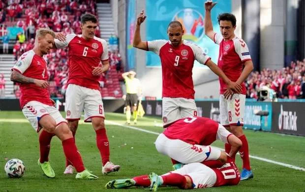 Eriksenin xanımı da ağladı, futbolçular da... - FOTOLAR   