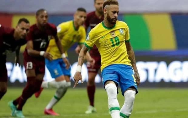 Amerika Kuboku başladı: Braziliyadan darmadağın - VİDEO 