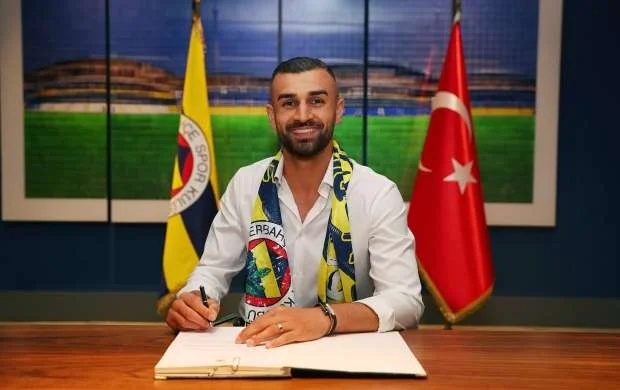 "Fənərbağça" "Darmştadt"ın forvardı ilə müqavilə bağladı - RƏSMİ 