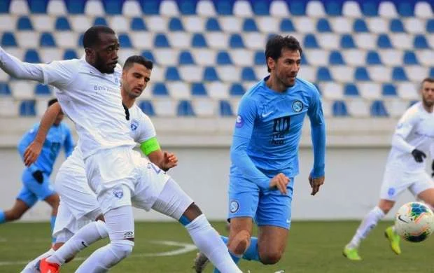 "Səbail" təcrübəli futbolçusu ilə müqaviləni uzatdı 
