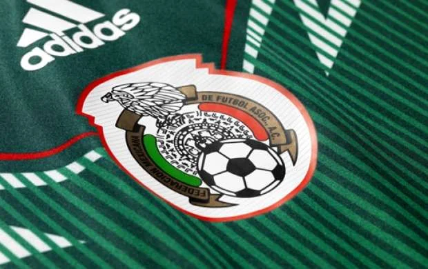 FIFA Meksika millisini cəzalandırdı 