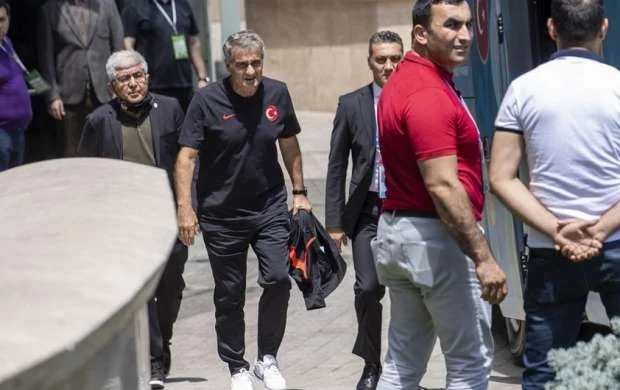 Türkiyə millisi Bakını tərk etdi  