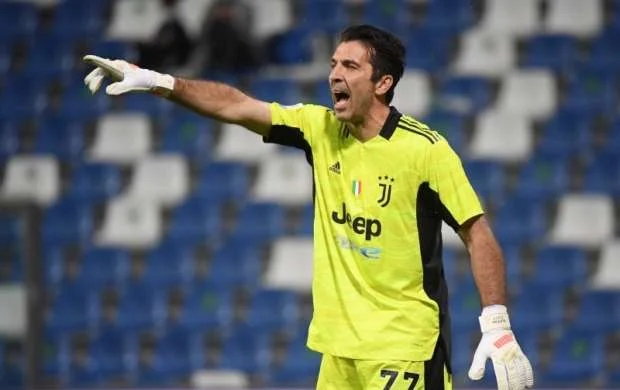 Buffon "Barselona"ya niyə "yox" dediyini açıqladı 