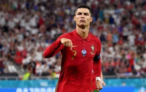 Ronaldu yeni rekorda imza atdı, Əli Daeiyə çatdı 