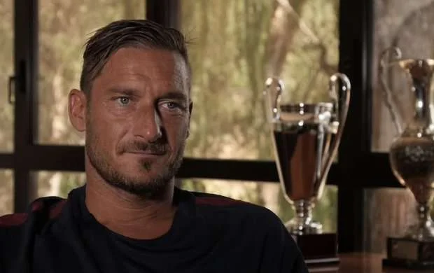 Françesko Totti Mourinyunun təyinatından razıdırmı? - ÖZÜ DEDİ 