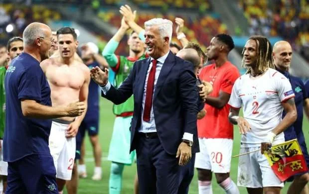Rusiya klubu İsveçrə millisinin baş məşqçisinə təklif göndərdi 