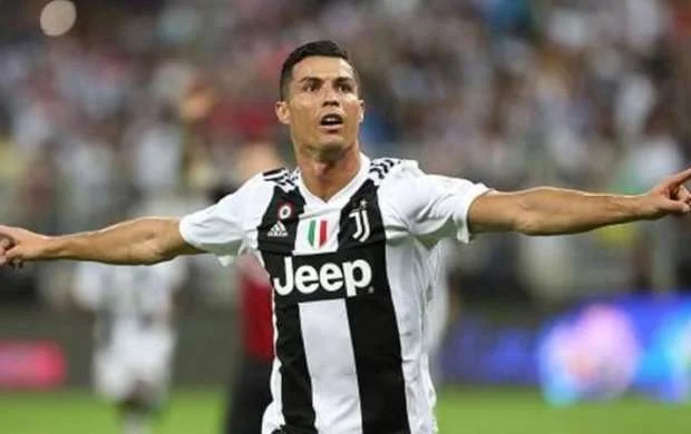 Ronaldu yeni mövsümdə hansı klubda oynayacaq? 