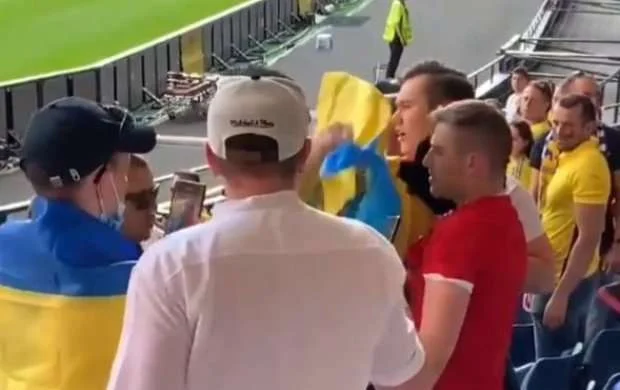 Ukraynalı fanatlar rus azarkeşi bu günə saldılar - VİDEO + FOTOLAR 