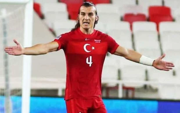 Türk futbolçuya "Mançester Siti"dən təklif 