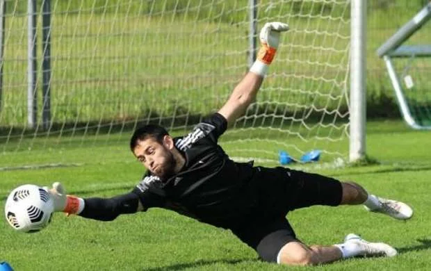"Azarkeşlər bizim üçün çox önəmlidir" - "Qarabağ"ın qapıçısı 