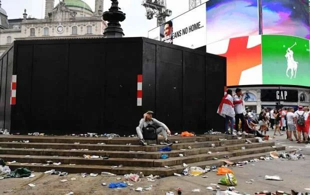 London finaldan sonra... - FOTOLAR 