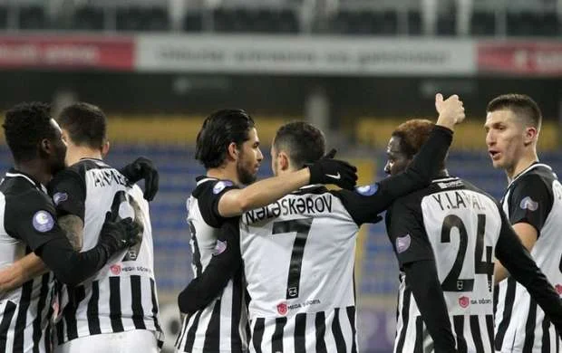 ÇL: “Neftçi” "Dinamo"nu yenib "Olimpiakos"a rəqib oldu - YENİLƏNİB 