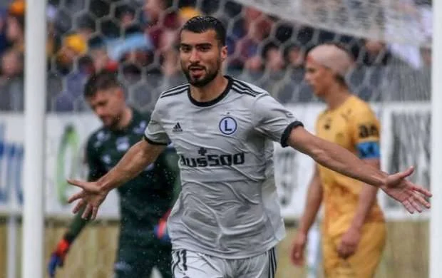 Mahir Polşada titul matçına çıxır 