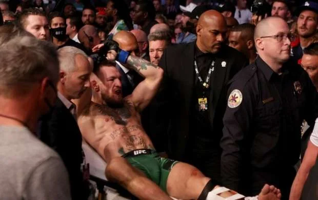 "Makqreqorun topuqlarında xroniki artrit var" - UFC prezidenti 