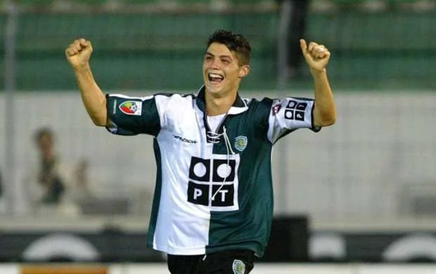 Ronaldu: "Həmin an ağlayırdım" 