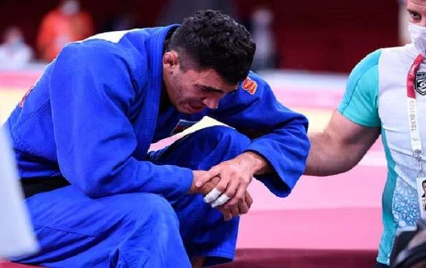 Olimpiadada uduzan idmançımız ağladı - FOTOLAR 