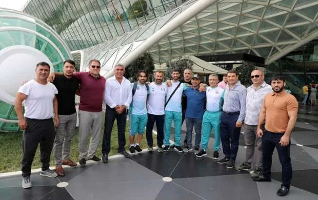 Karateçilərimiz Tokioya yollandı 