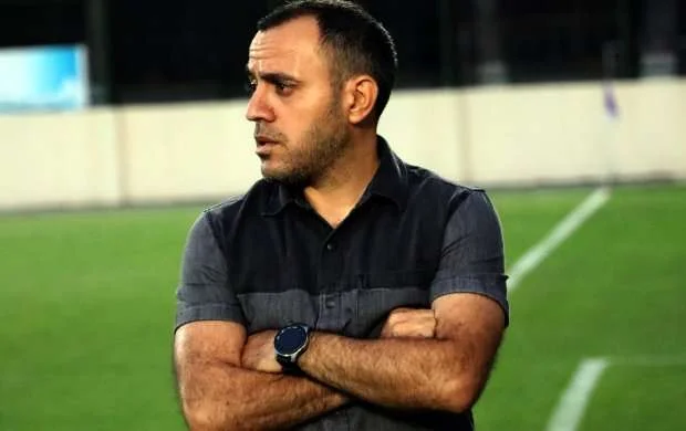 "Böyük şəhərin tək komandası" 16 dəqiqəyə təslim oldu 