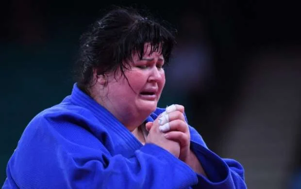 Tokio 2020: İlk medalçımızın duyğusal qələbə şərhi 