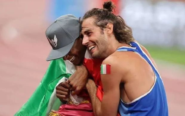 Müsəlman idmançı olimpiadaya damğa vurdu - Duyğusal anlar 