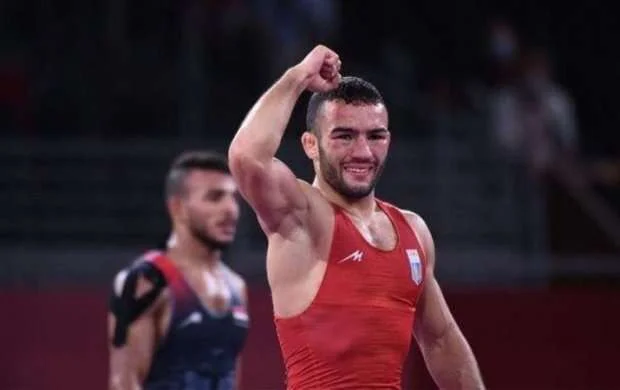 Azərbaycanlı güləşçi Olimpiadada gümüş medal qazandı 