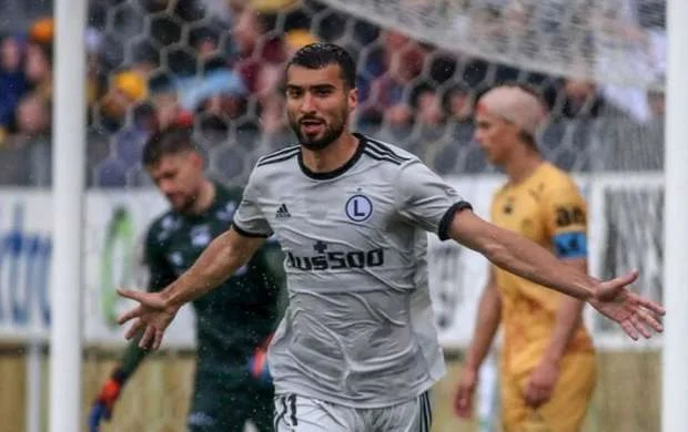Mahir Emreli Çempionlar Liqasının ən yaxşıları arasında 