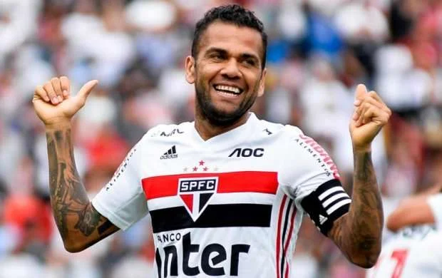 "Messili başqadır, Messisiz başqa..." - Dani Alves 