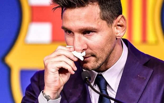 Messi: "Hələ də getmək istəmirəm" 