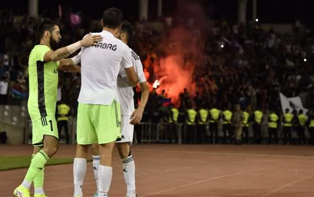 Kiprli azarkeşlərə cavab: "Qarabağ"ın oyununda "Mehtər" marşı - VİDEO 