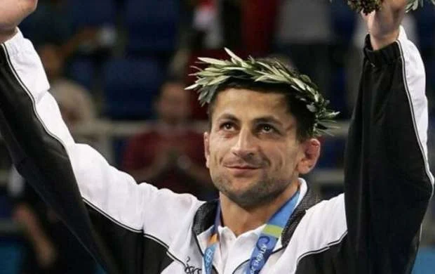 Qəsdən adam öldürən Olimpiya çempionu susacaq 