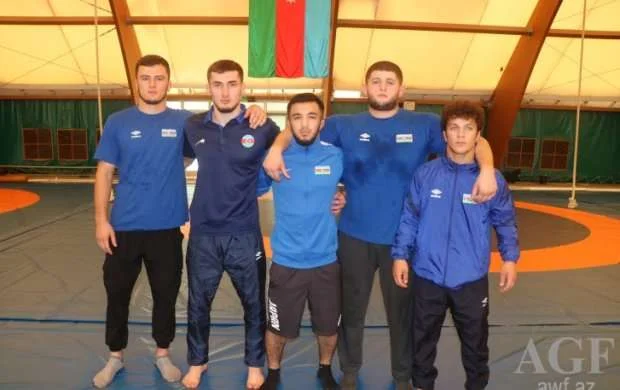 DÇ: Bayramov və Ağayev "bürünc" qazandı 