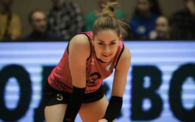 Millimizin üzvü: "Qızlarımız hər matçda sona kimi mübarizə aparmalıdır" 