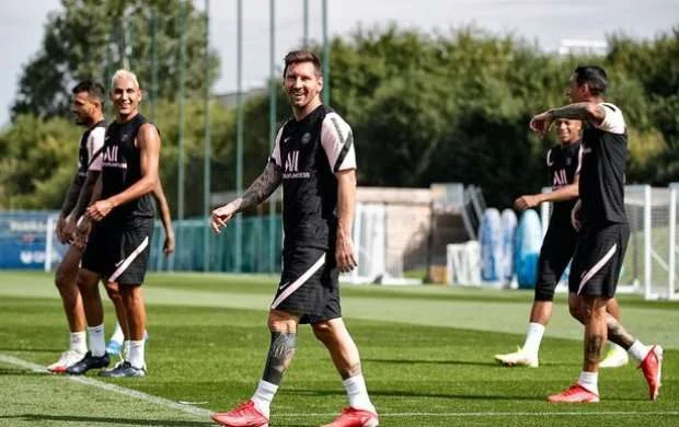 Messi bu gün  debüt edəcək? - Açıqlama 