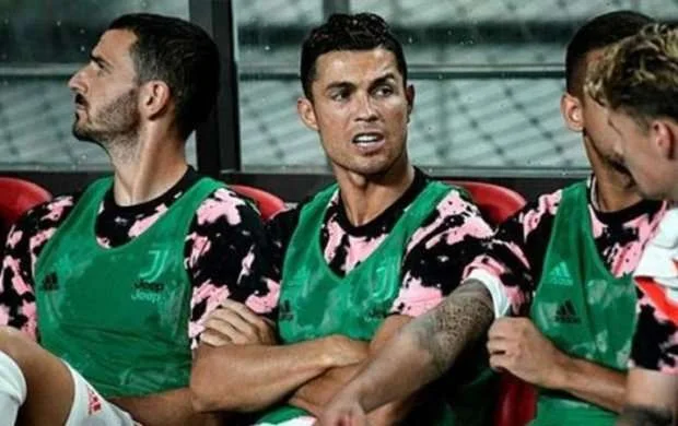 "Yuventus"da ara qarışdı - Ronaldu oynamaqdan imtina etdi 