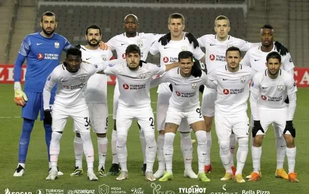 "Neftçi" cəzalı futbolçuları da İsrailə apardı 