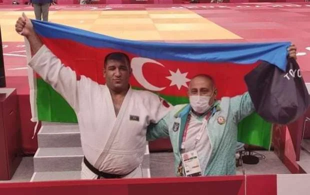 İlham Zəkiyev: "Qarşılaşma zamanı iki barmağım sındı" 