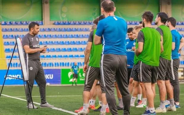 "Pəncərə" bağlanır, "Səbail" hücumçu axtarır 