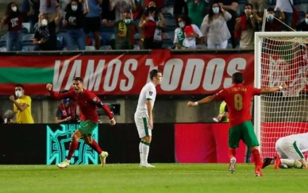 Ronaldu dünya rekordunu yenilədi 