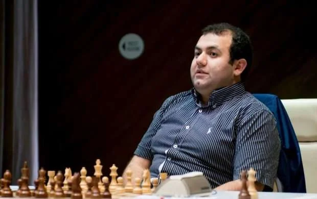 AÇ: Rauf Məmmədov Almaniya şahmatçısına qarşı 