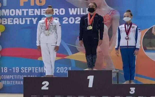Gimnastlarımız Monteneqrodan 6 medalla dönür 