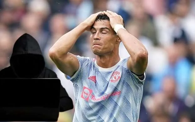 Ronaldu dələduzluğun qurbanı oldu - MƏBLƏĞ 