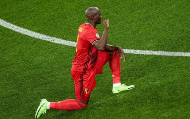 Lukaku etirazçılara qoşuldu 